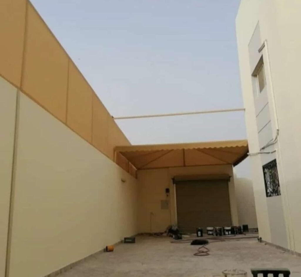 مظلات وسواتر الخبر